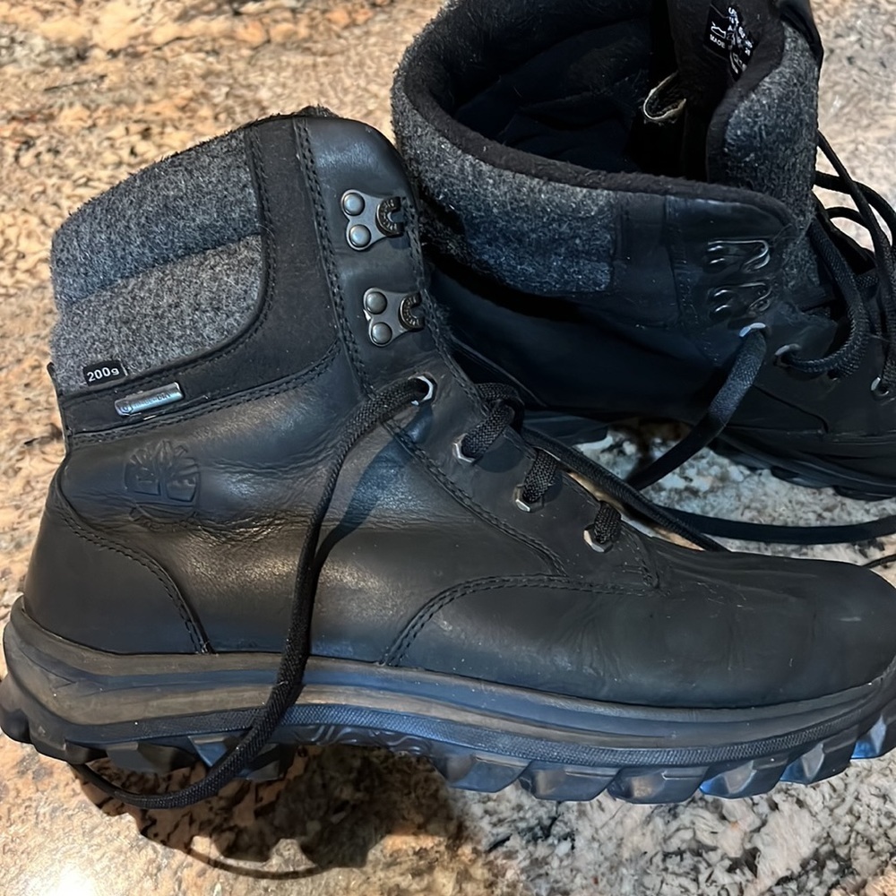 Timberland Boots - Picture 3 of 14